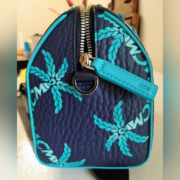 MCM Boston Bag With COA And Dustbag NWT - Picture 10 of 16